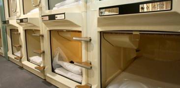 Capsule Hotel