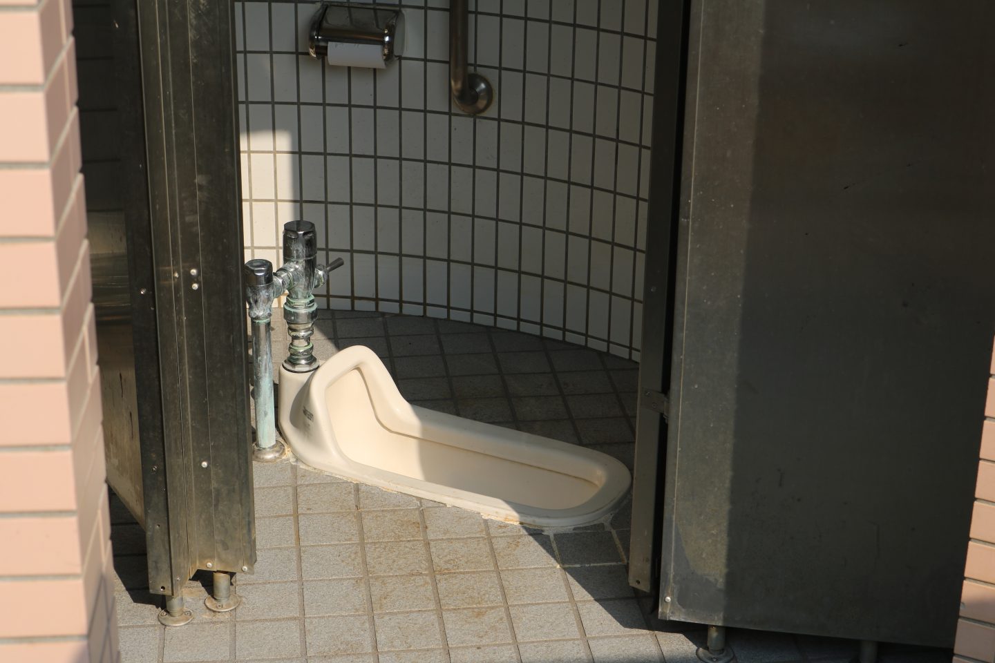 Japan Toilette Boden