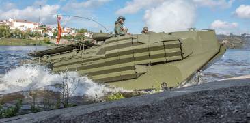 AAV7 Japan Amphibious Amphibisch Militär EInsatzfahrzeug
