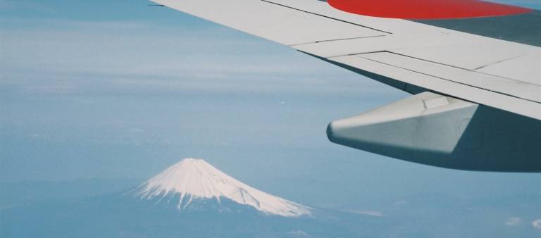 Blick auf den Fuji aus einem Flugzeug