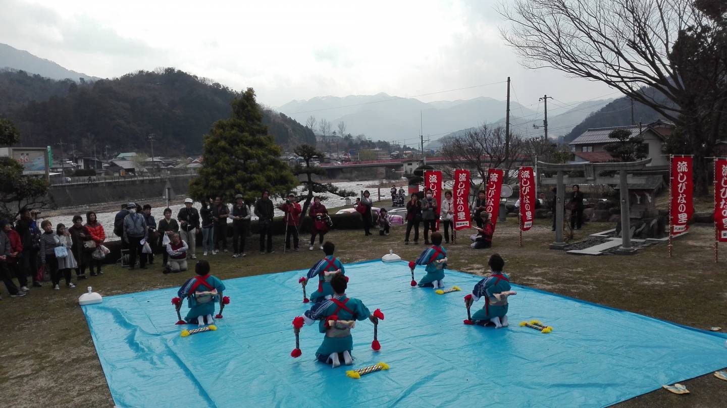 Nagashibina Matsuri Japan Puppen Hinamatsuri Tottori Mochigase