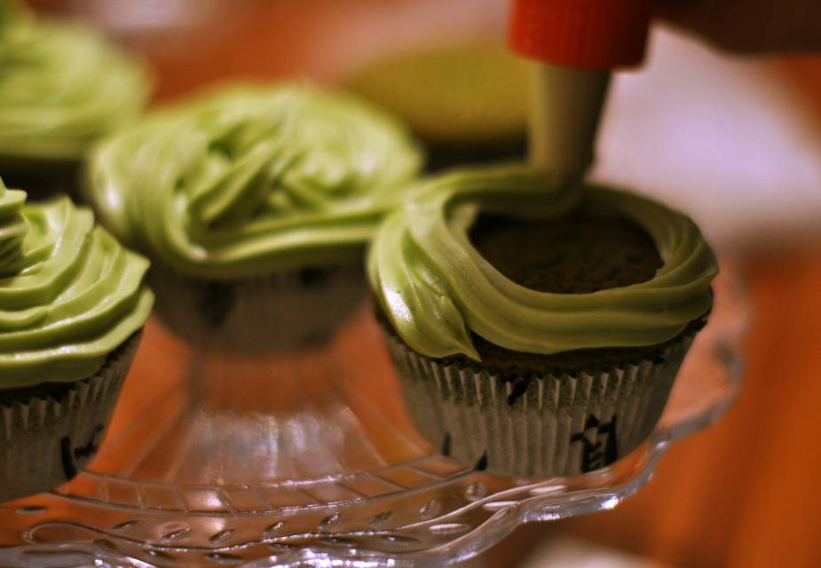 Matcha Zuckerguss Frosting Rezept