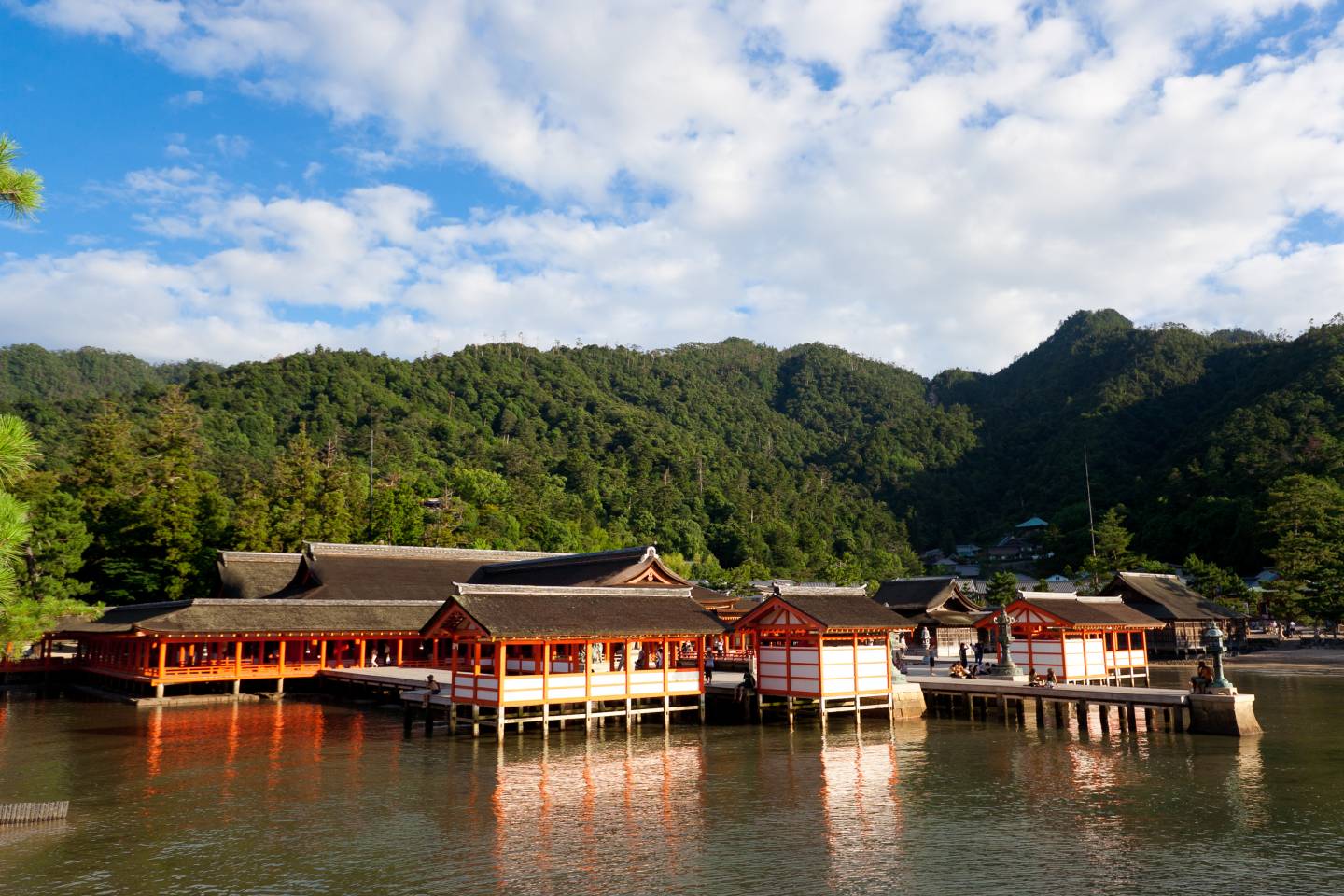 itsukushima schrein