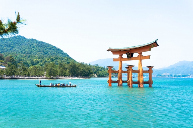 itsukushima schrein