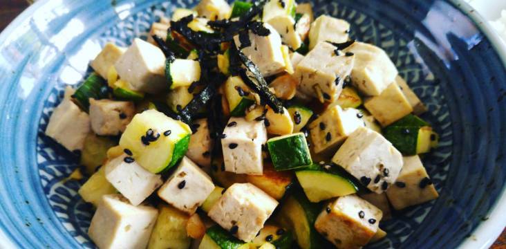 Tofu-Zucchini-Pfanne