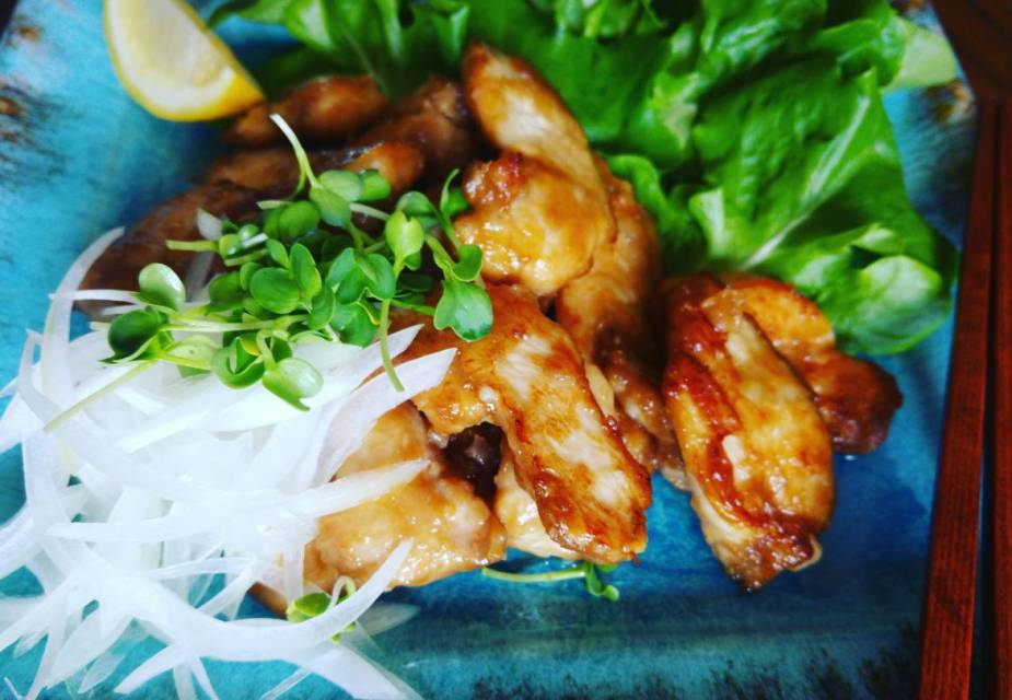 Sojasaucen-Honig-Hähnchen | JAPANDIGEST