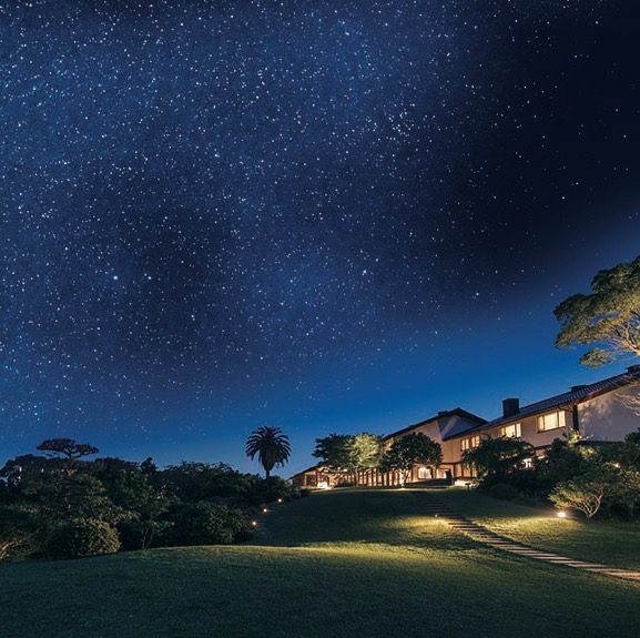 das shima kanko hotel bei nacht