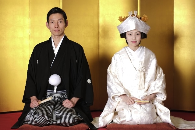 Japanische Hochzeit im Shintō-Stil.