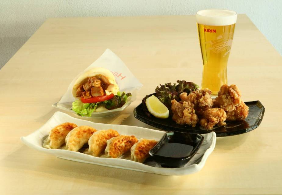 gyoza, karaage und bier