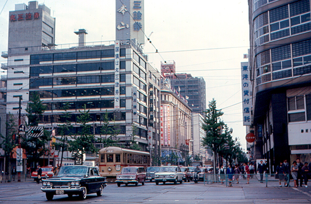 Chūō-Dōri, Tōkyō (1967)