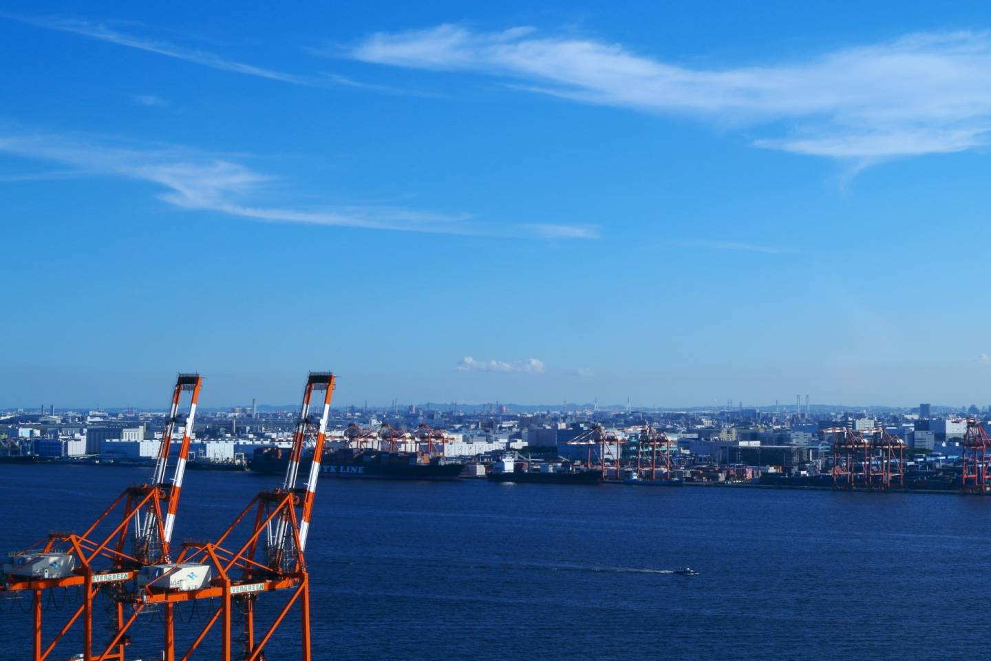 Containerhafen in Osaka