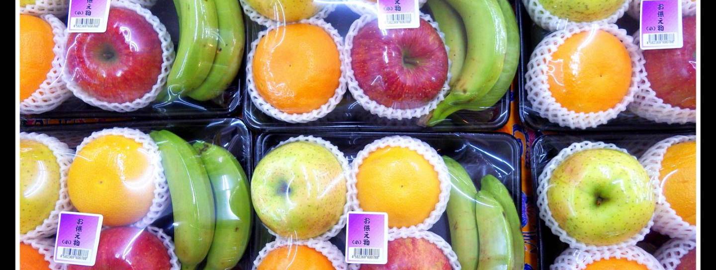 verpacktes obst in japan