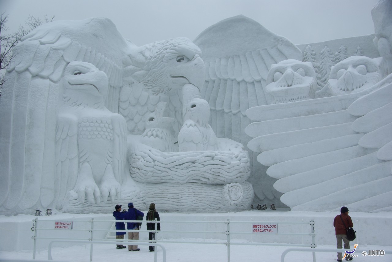 Schneeskulpturen beim Schneefest (yuki matsuri) in Sapporo