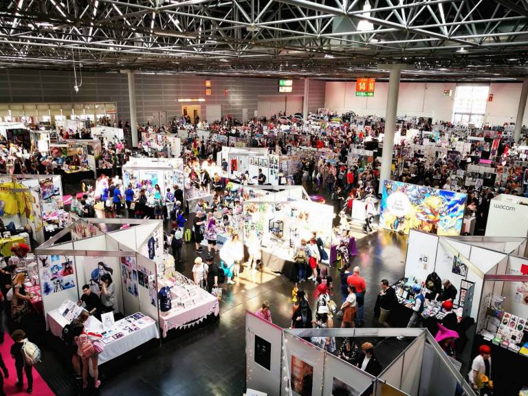 Halle der DoKomi von oben