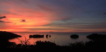 Küste Hoshizuna auf Iriomote-jima im Abendlicht