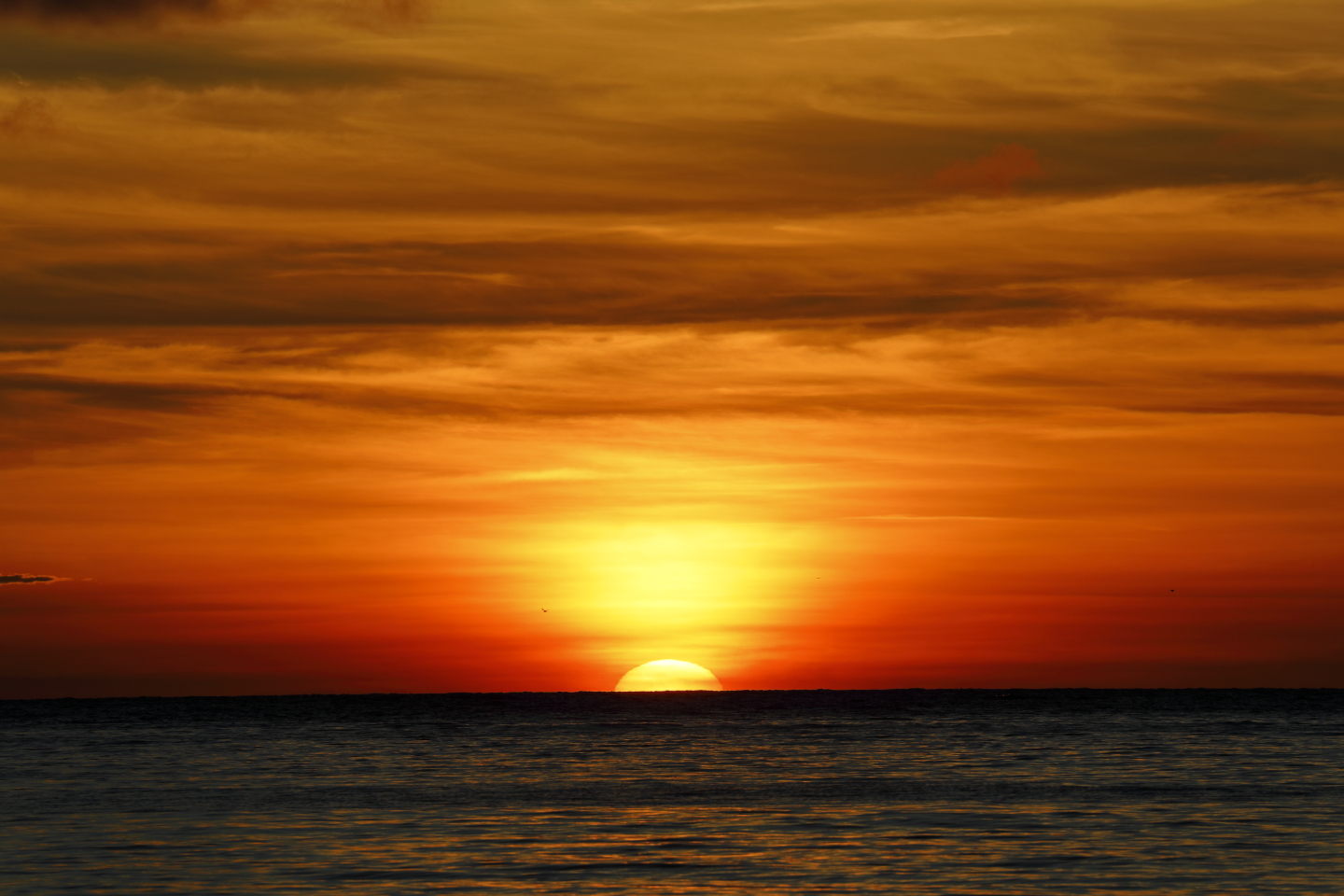 Abendsonne über der Küste Hoshizuna auf Iriomote-jima.