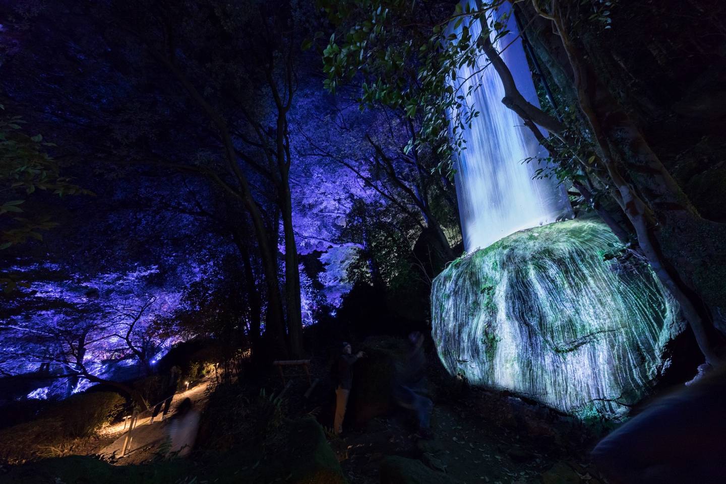 teamLab Ausstellung im Mifuneyama Rakuen