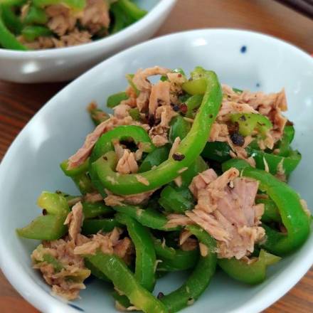 japanische Thunfisch-Paprika-Pfanne