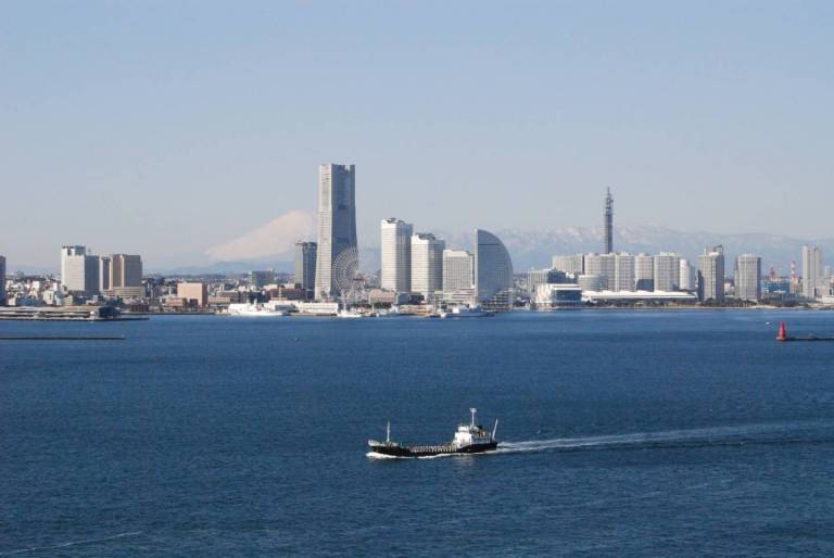 Aussicht auf Minato Mirai vom Wasser