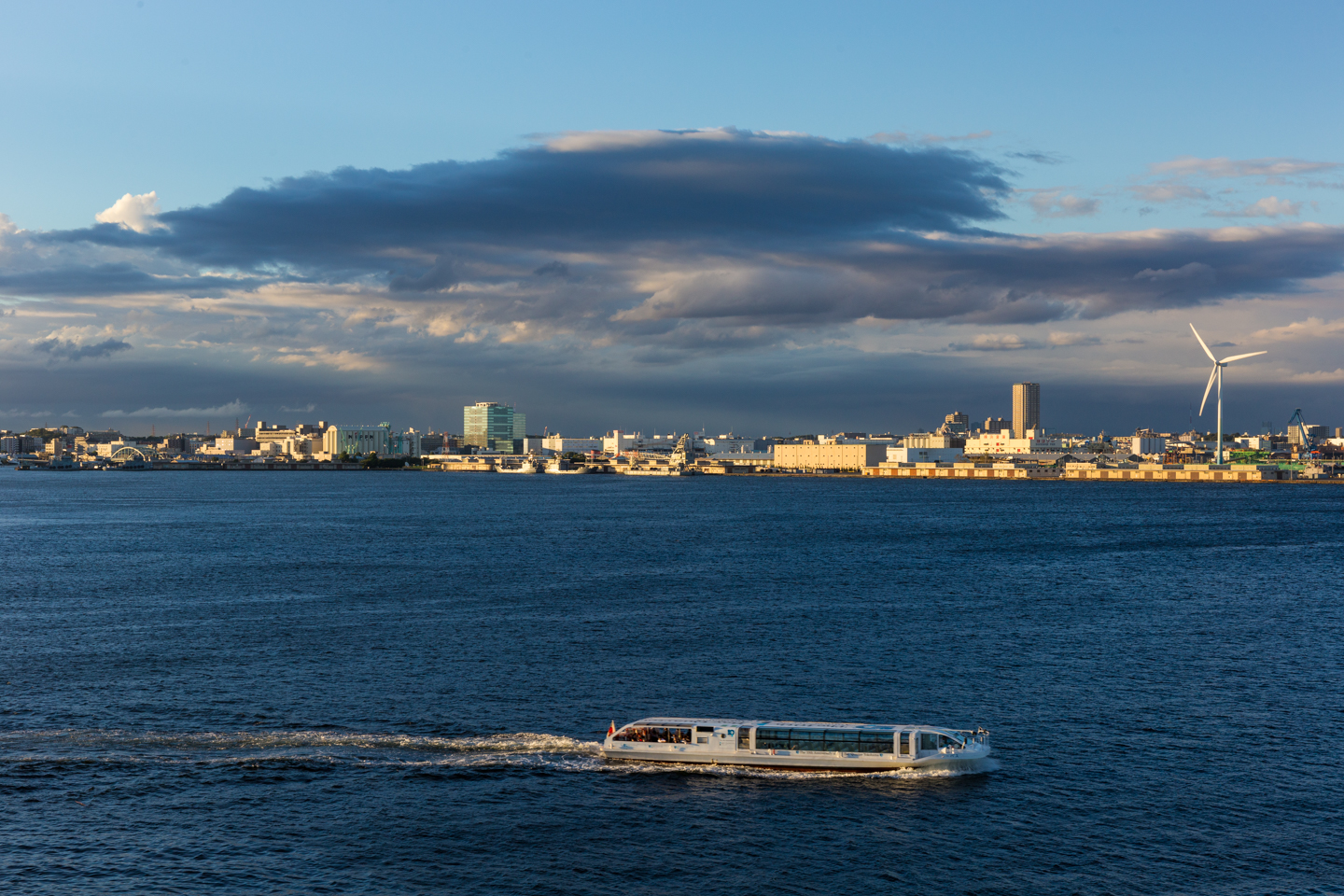 Yokohama Bay Area: Wasserbus