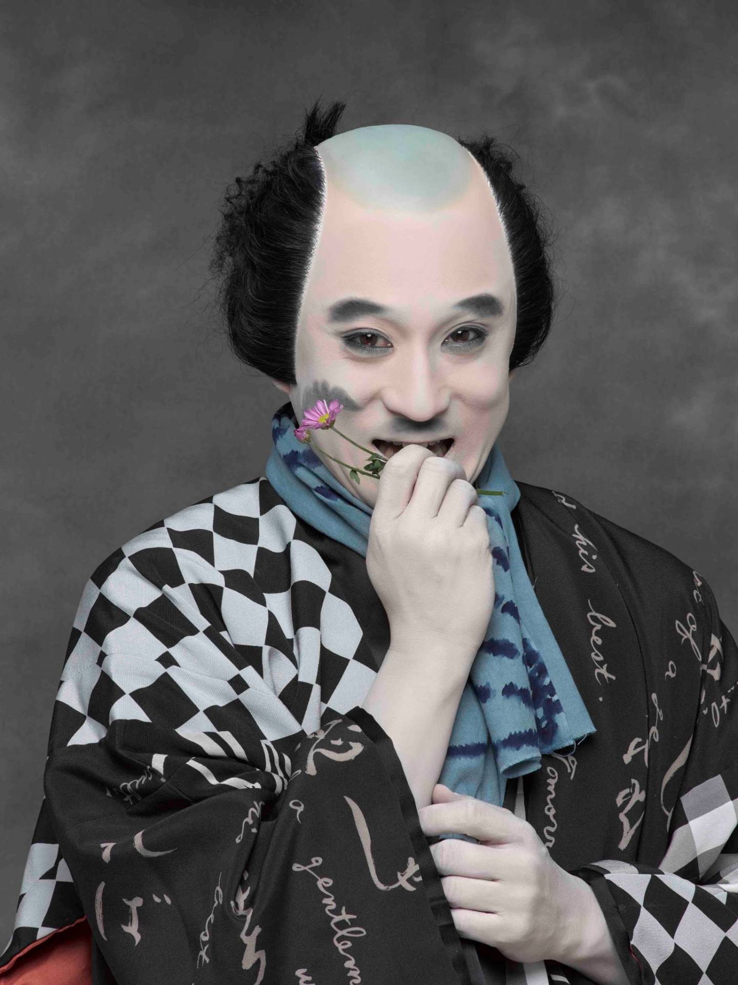 Kabuki-Schauspieler Koshiro Matsumoto als Charlie Chaplin