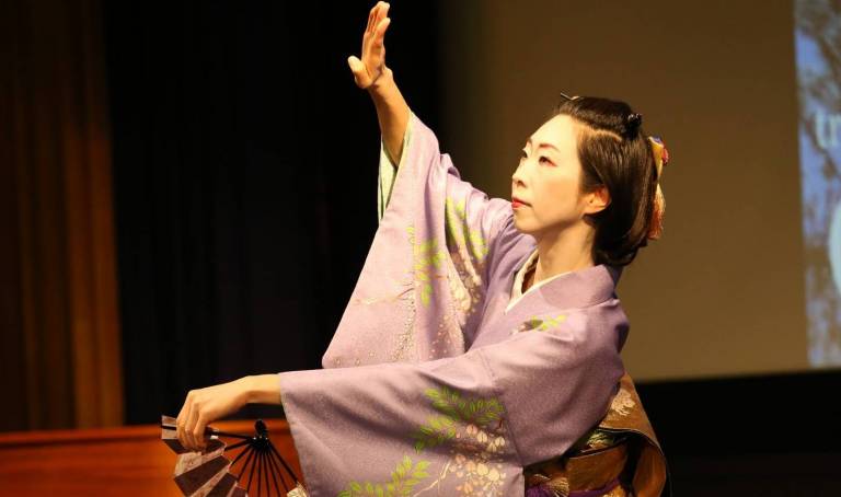Japanfestival Berlin 2020: Tänzerin im Kimono