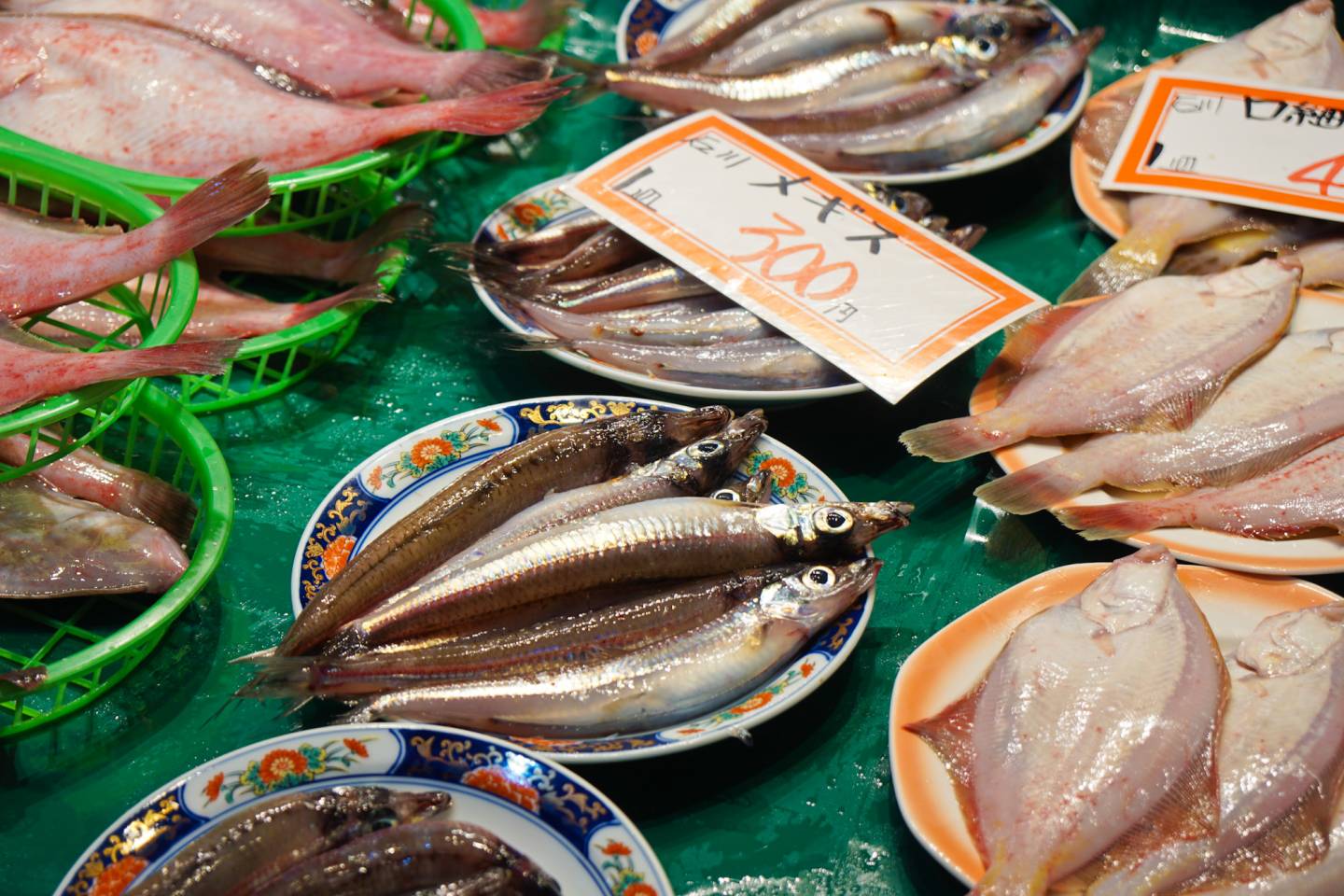 Frische Fische am Kanazawa Omicho Markt