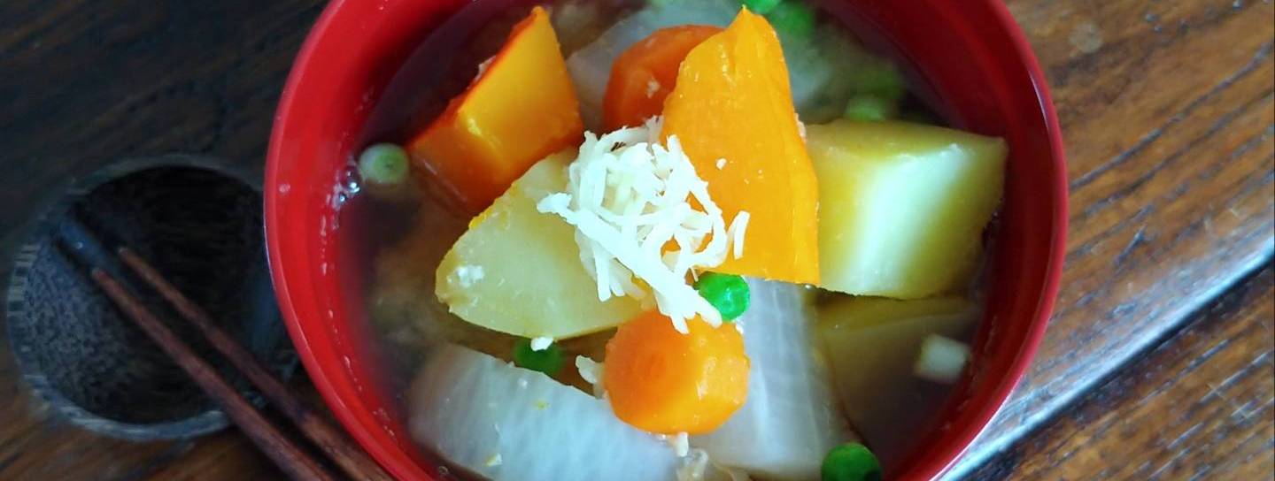 Miso-Suppe mit Ingwer und Gemüse | JAPANDIGEST