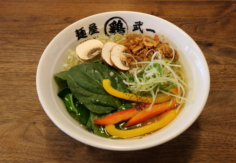 Tokyo Ramen Takeichi: Leckere Nudelsuppen auf Basis von Hühnerbrühe ...