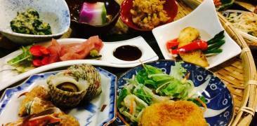 Japanisches Menü im Izakaya