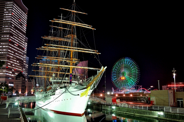 Nipponmaru bei Nacht