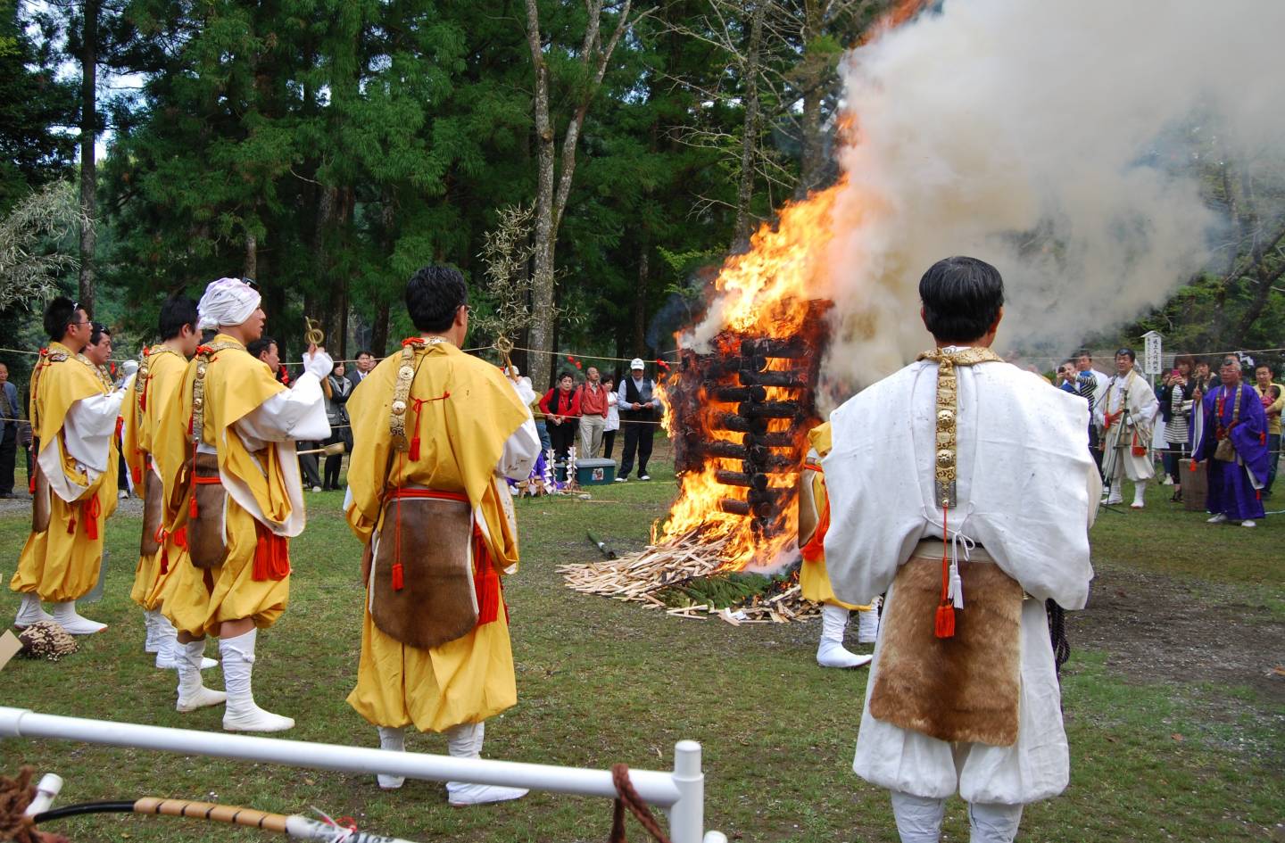 Saitō-Goma Feuerzeremonie in Kumano (Präfektur Wakayama)