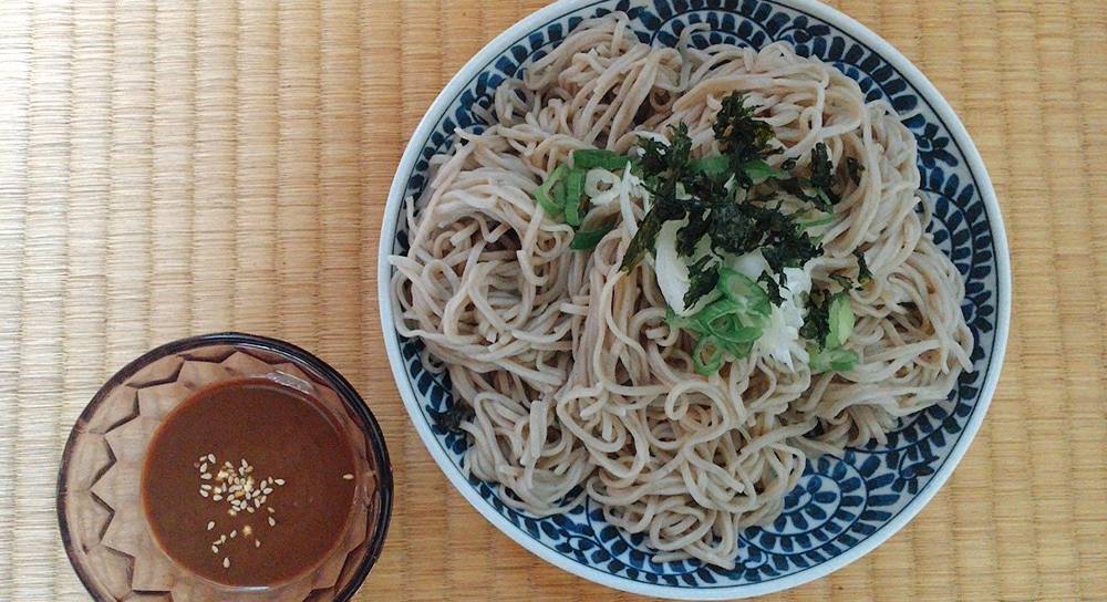 Soba mit Walnusssauce