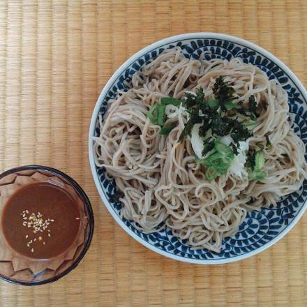 Soba mit Walnusssauce