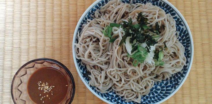 Soba mit Walnusssauce