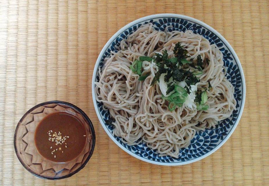 Soba mit Walnusssauce