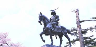 Statue von Date Masamune in Sendai