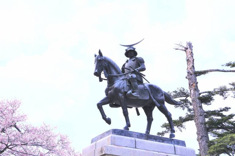 Statue von Date Masamune in Sendai