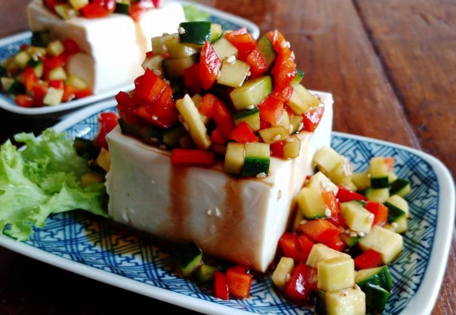 Tofu-Salat mit japanischem Dressing