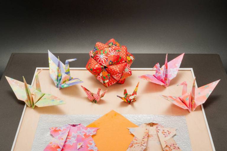 Verschiedene Origami-Figuren