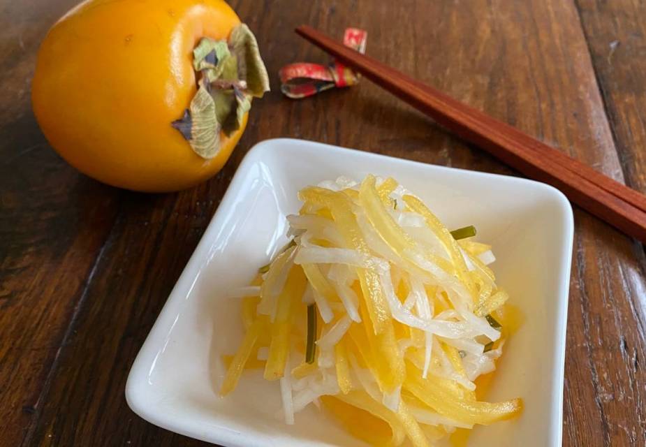 Herbstlich-fruchtige Beilage: Kaki-Namasu | JAPANDIGEST