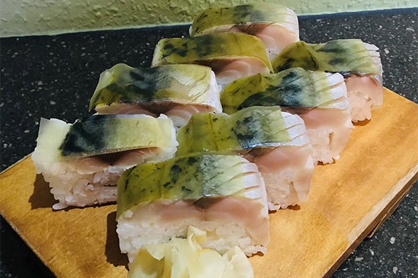 Battera (Makrelen-Sushi)