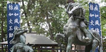 Statue von Uesugi Kenshin