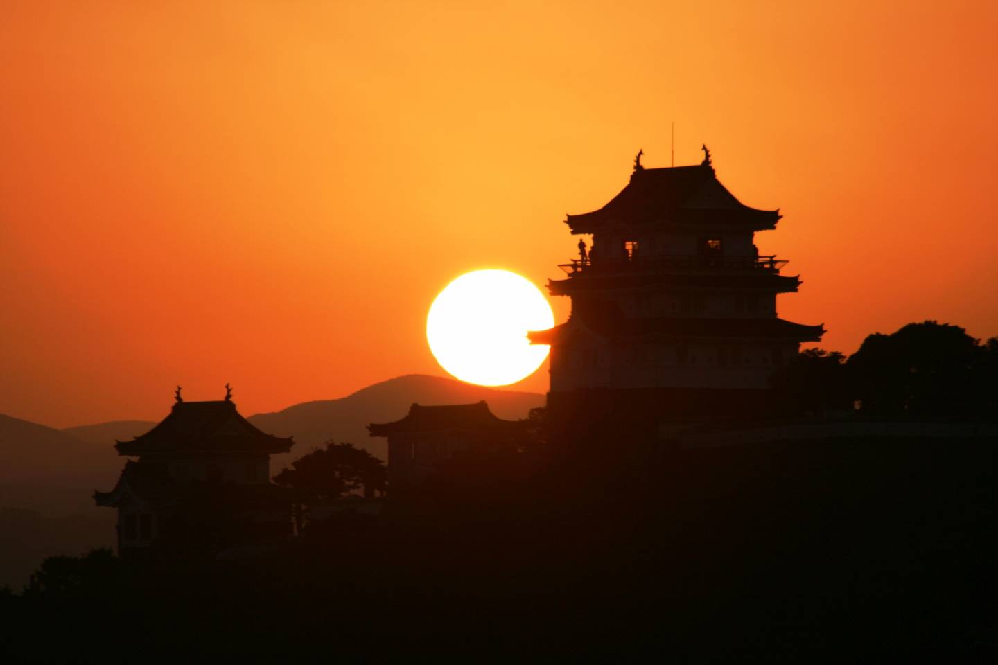 Burg Hirado Sonnenaufgang