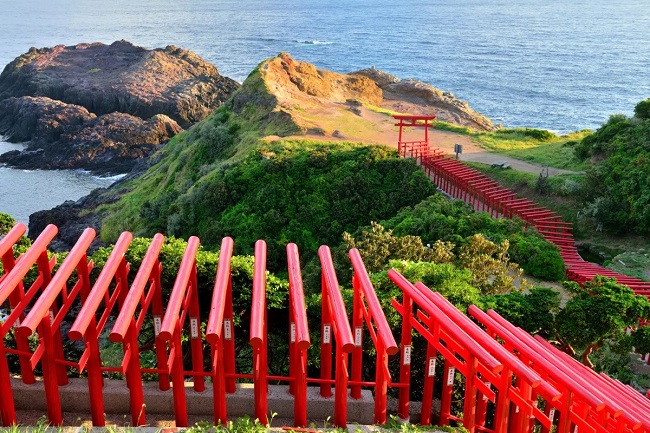 Motonosumi Inari Shrine