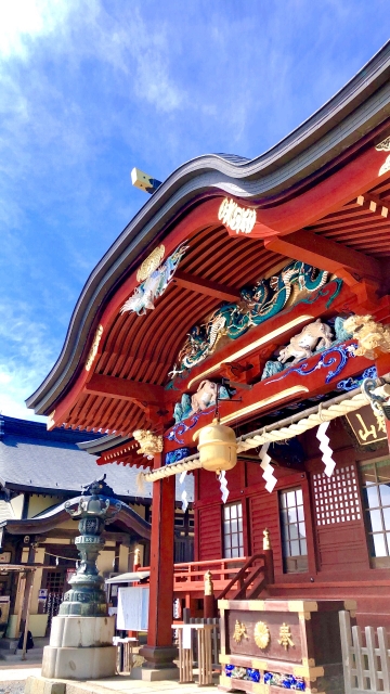 Die Haupthalle des Musashi-Mitake-Schreins