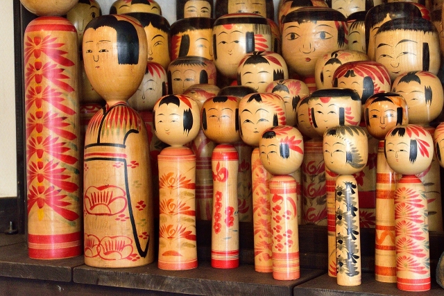 Traditionelle Kokeshi