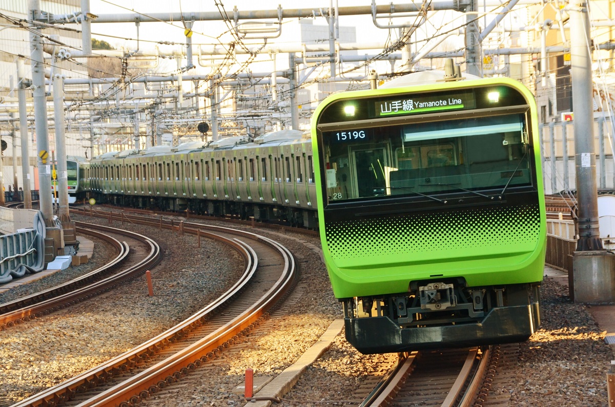 Die Yamanote-Linie: Tōkyōs grüne Pulsader