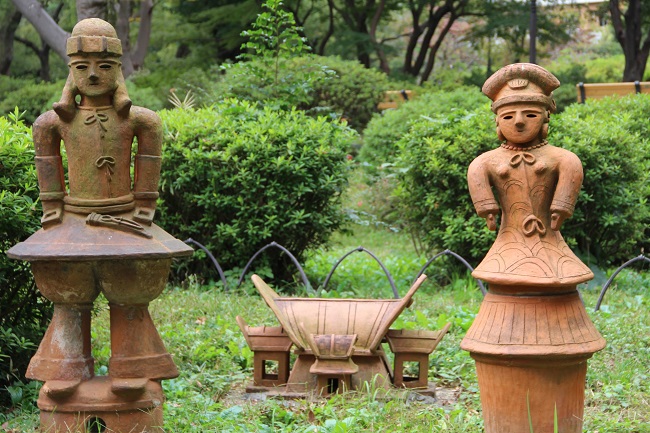 Haniwa Statuen