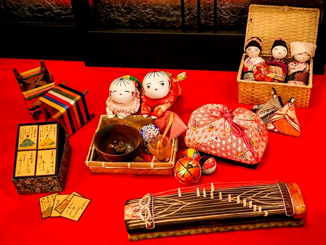 Dekoration zum japanischen Puppenfest